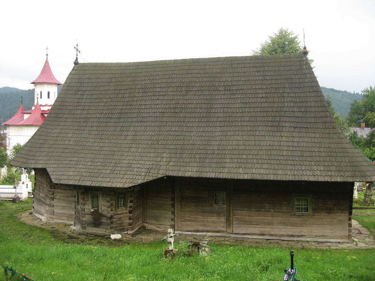 Biserica-Dragos-Voda-biserica-din-lemn