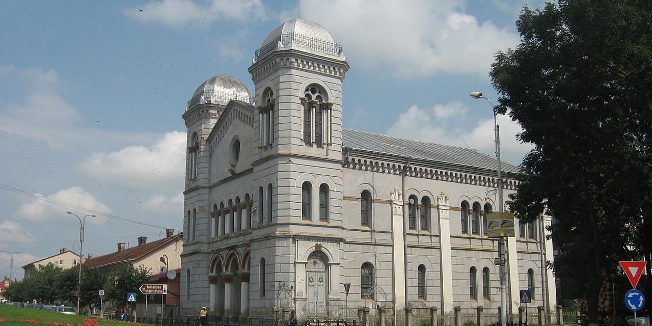 Templul-Evreiesc-Radauti-1
